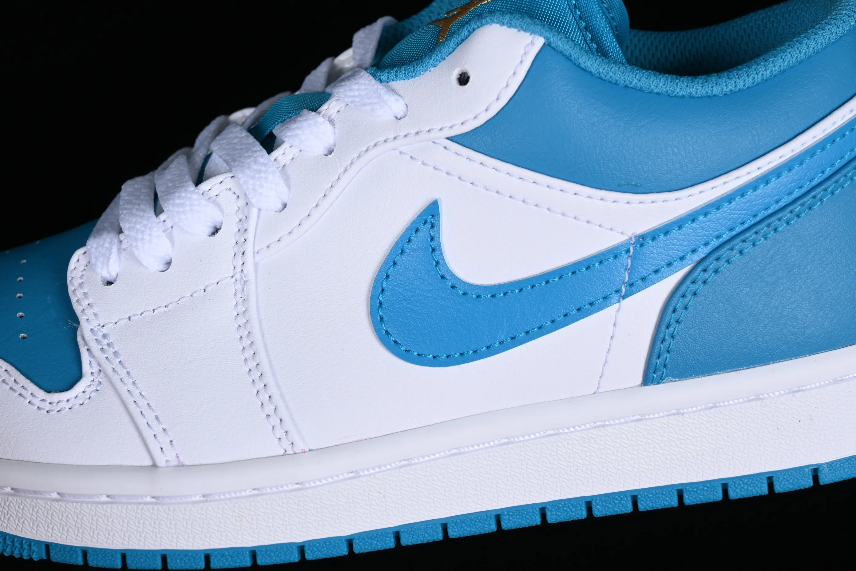 All categories Air Jordan Jordan series basketball shoes Air Jordan 1 Low G version pure original Air Jordan 1 Low "Aquatone" AJ1 Joe 1 blue and white low-top cultural basketball shoes 553558-174